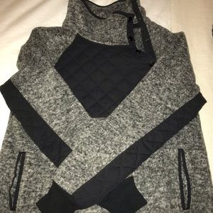 ABERCROMBIE PULLOVER